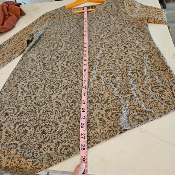 Chico's Travelers Asymmetrical Hem Gold Metallic Scroll Print Tunic Medium Sz 1 - Picture 8 of 8